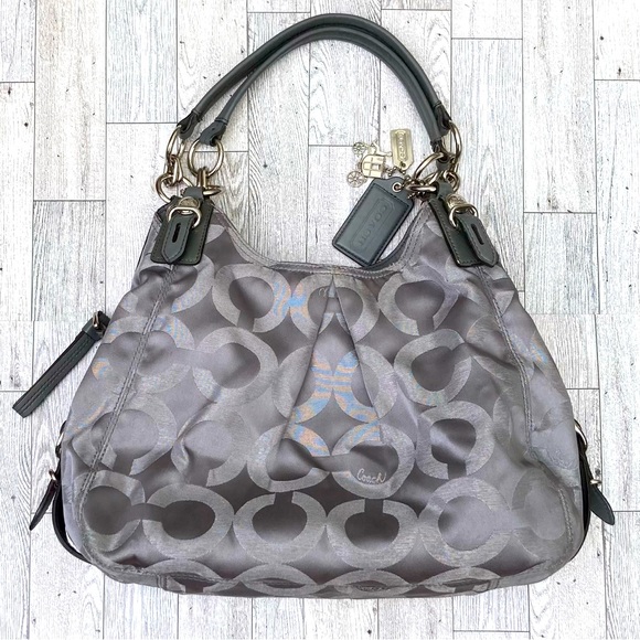 Coach Handbags - HOLIDAY SALE‼️Coach Madison silver hobo bag 3 sections leather trim carriage tag